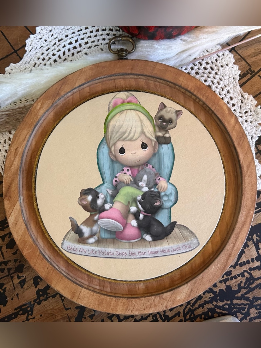 Vintage Precious Moments Cat Plaque | Sam Butcher Art | Round Wood-Look Frame